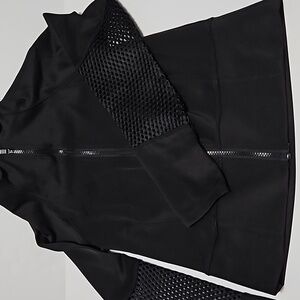 Layer 8 Women's Junior Size XS Qwick Dry Athletic Black Full Zip Jacket #W-806